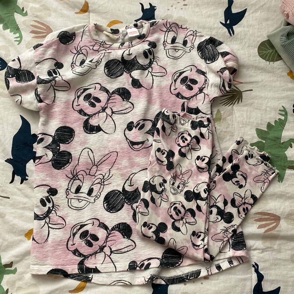 ZARA Disney outfit